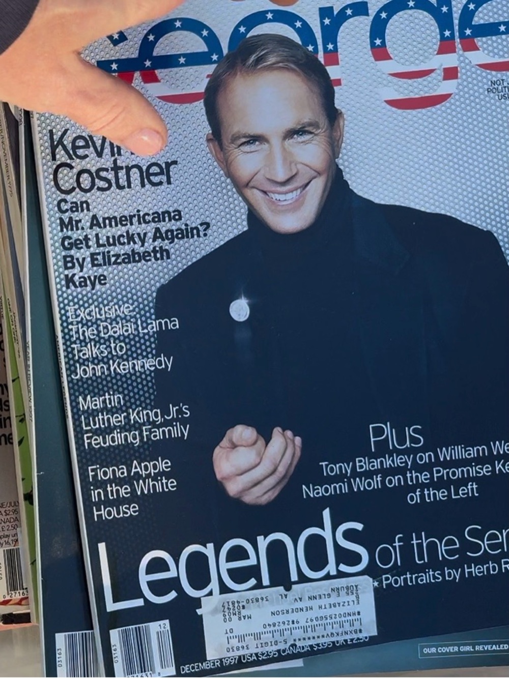 George Magazine Every Issue / Complete Run In Outstanding Conditon - Picture 8 of 17